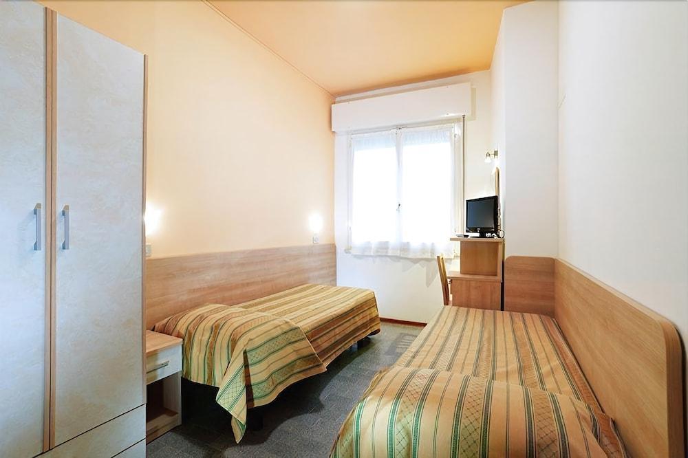 Hotel Globus Cesenatico Dış mekan fotoğraf