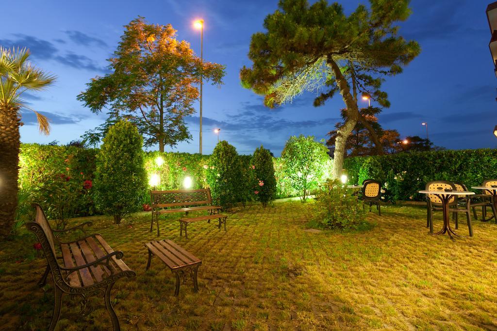 Hotel Globus Cesenatico Dış mekan fotoğraf