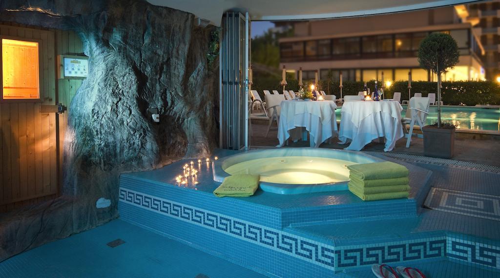 Hotel Globus Cesenatico Dış mekan fotoğraf